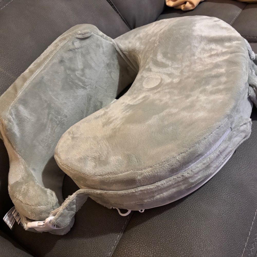 My Breast Friend Nursing Pillow